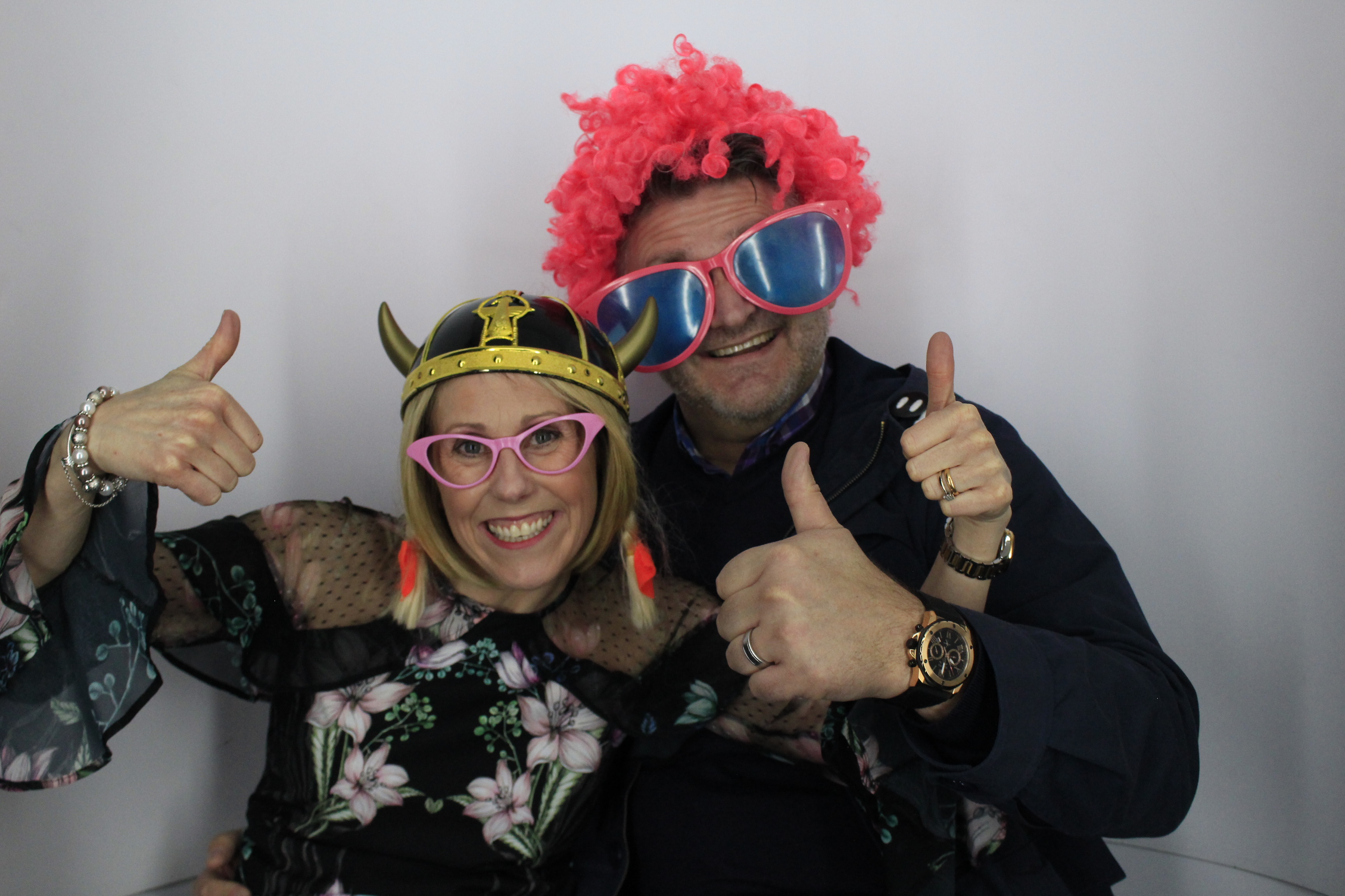 Darren and sarah’s 40th birthday celebration | View more photos from the event at gallery.myphotoboothexperience.co.uk/u/MyPhotoBoothExperienceLtd/Darren-and-sarah’s-40th-birthday-celebration